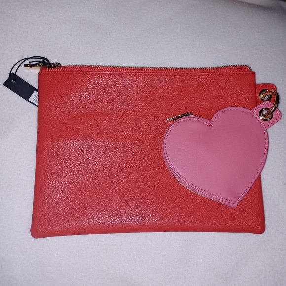 Love & Lore 2 PC Valentine Special - Picture 8 of 10